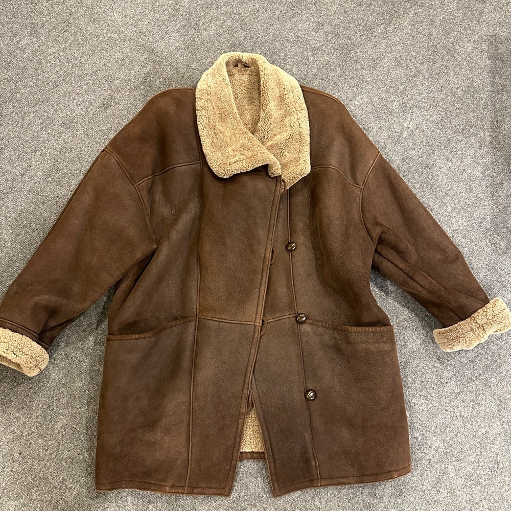 100% Curly shearling sheepskin coat
